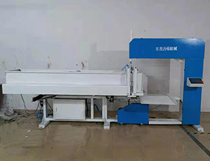 東莞客戶訂購(gòu)珍珠棉管自動(dòng)立切機(jī)